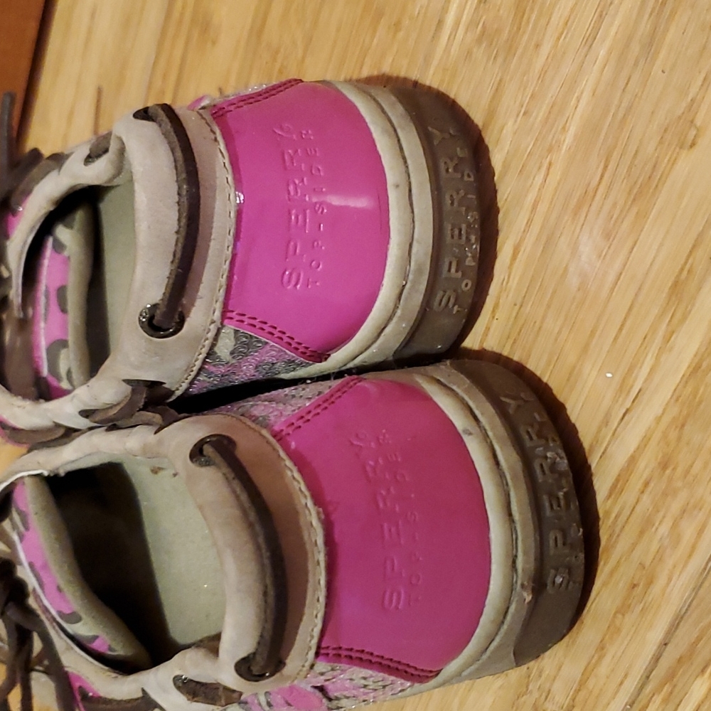 Pink leopard print sperrys - Picture 3 of 4